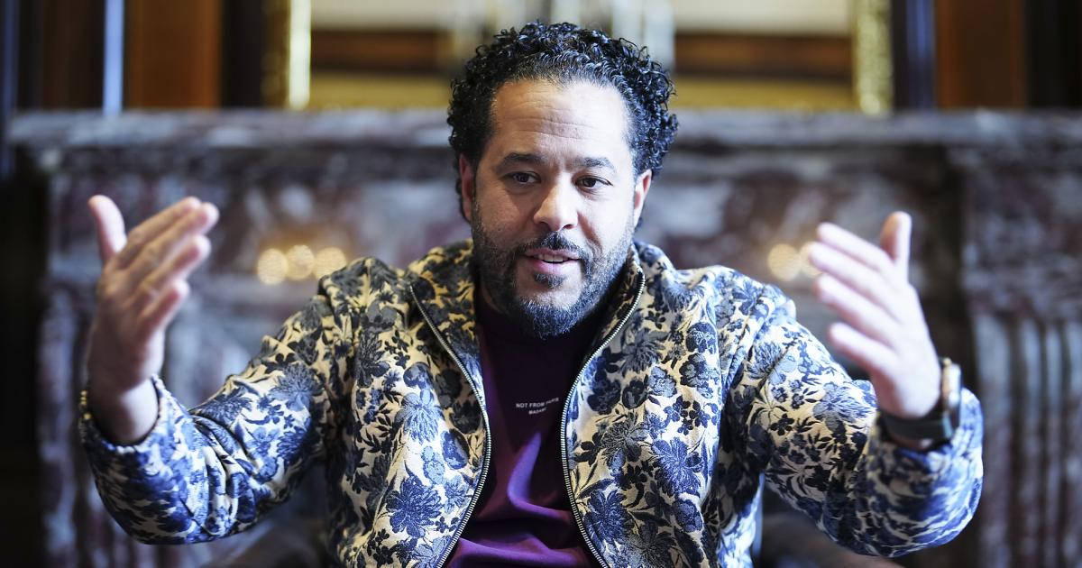 Fast Essenlieferant Adel Tawil Mit Neuem Album Spiegelbild