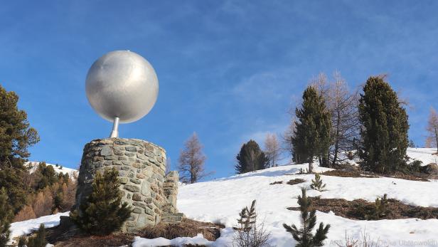 Planet in der Winterlandschaft: Ein Lehrpfad in Saint-Luc erklärt das Sonnensystem