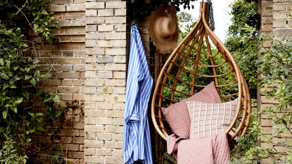 Schaukelnde Gartenmöbel sind im Trend