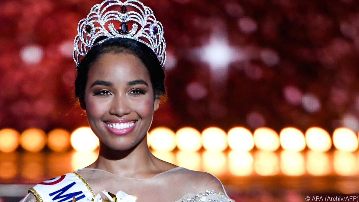 Miss France muss ohne ihre Schärpe auskommen