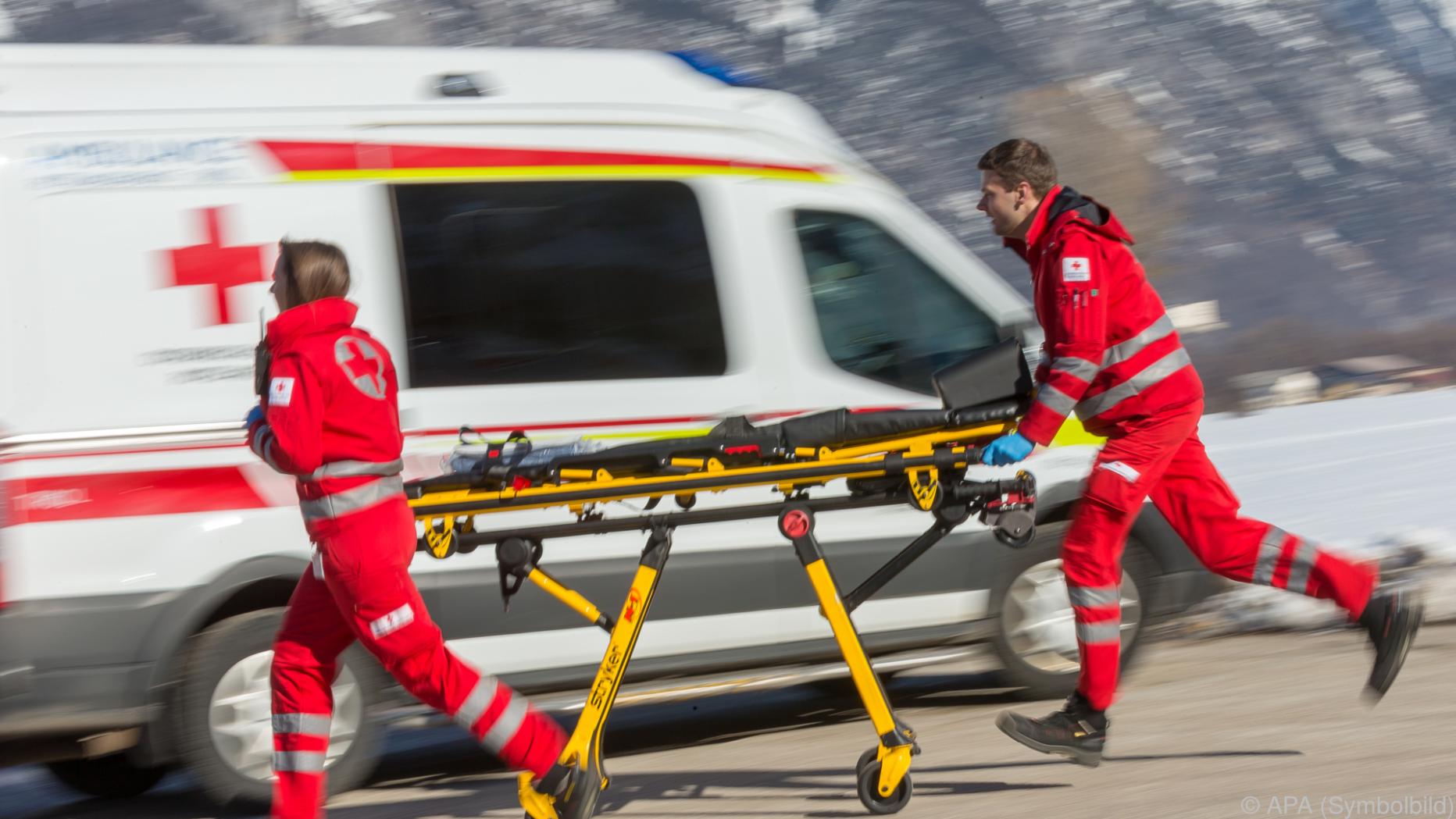 Fußgänger auf A1 in OÖ von mehreren Kfz überfahren