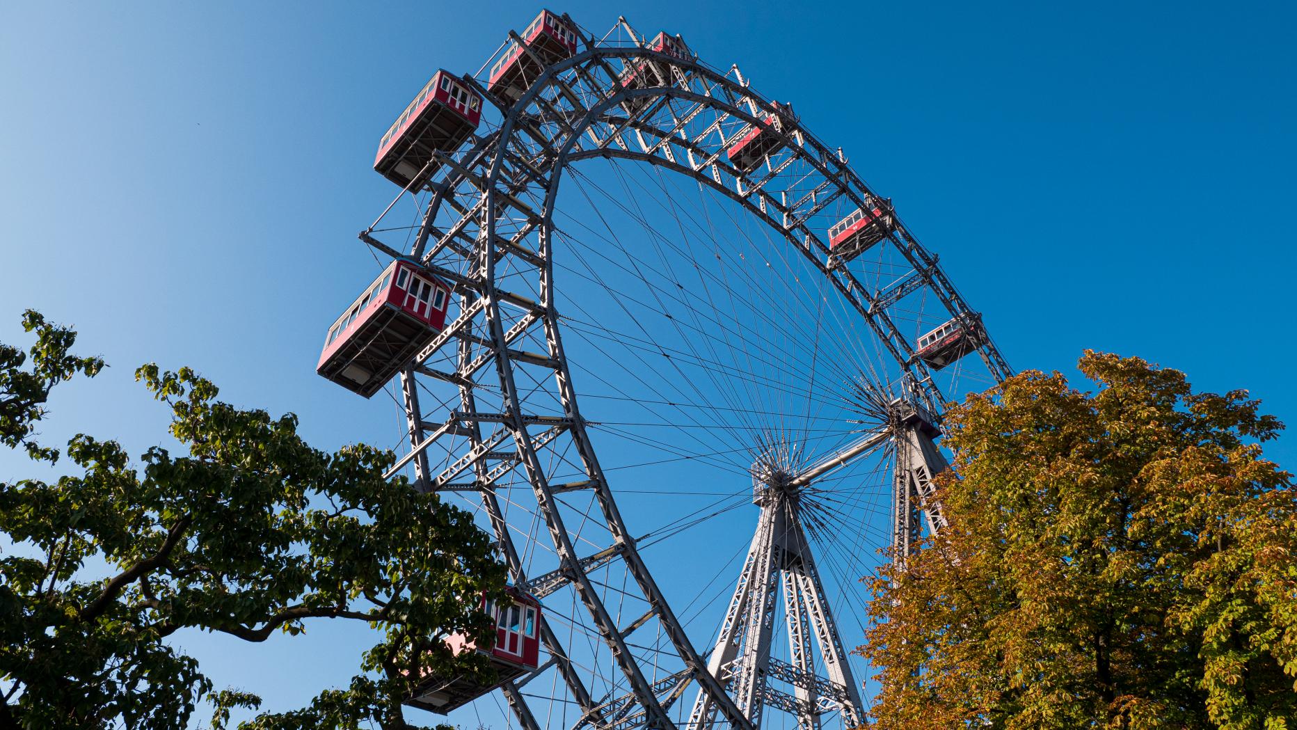 Wiener Prater Lockt Mit Neuen Attraktionen