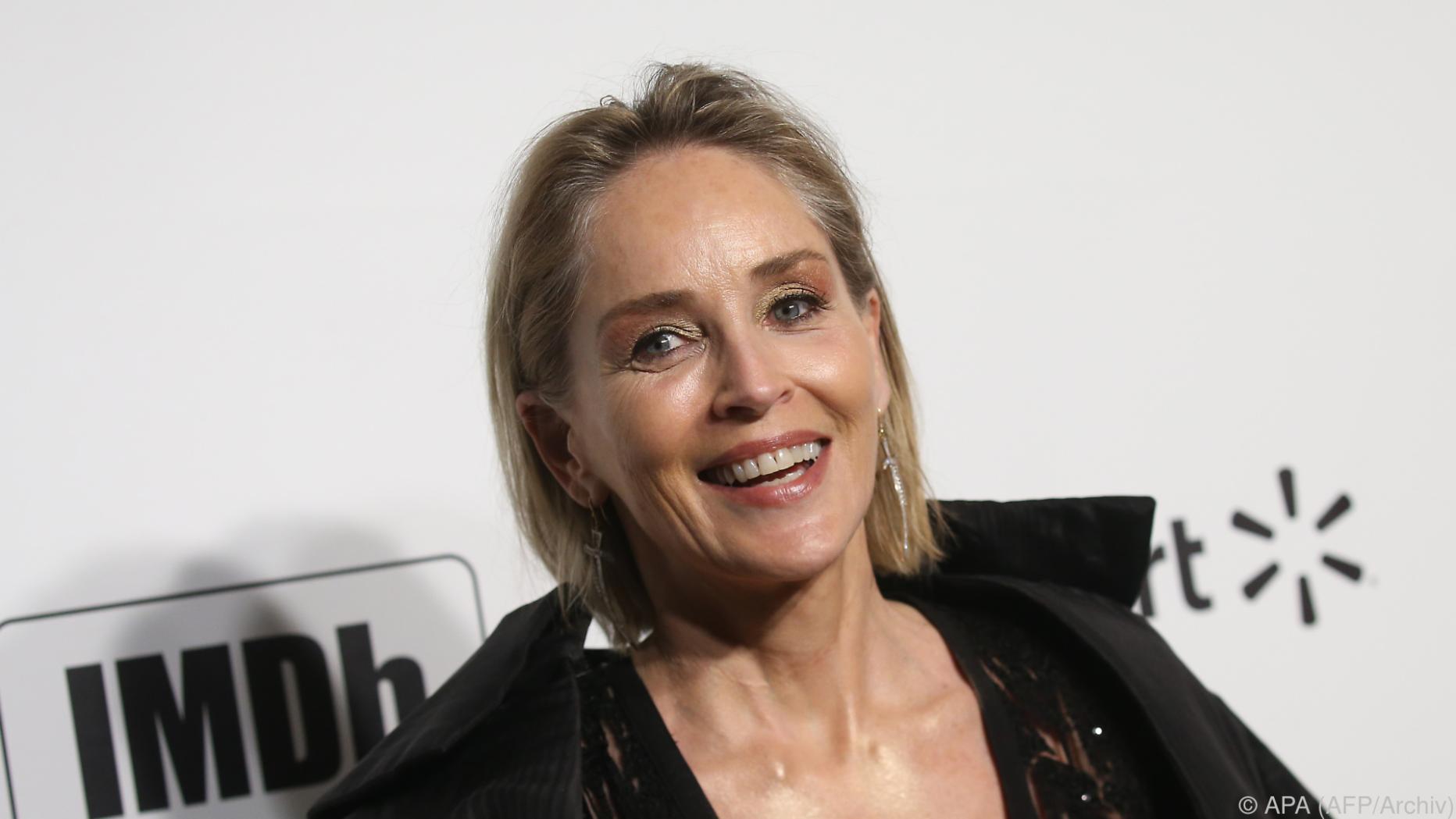 Sharon Stone Chirurg Vergrößerte Brüste Ohne Ihre Einwilligung 8915