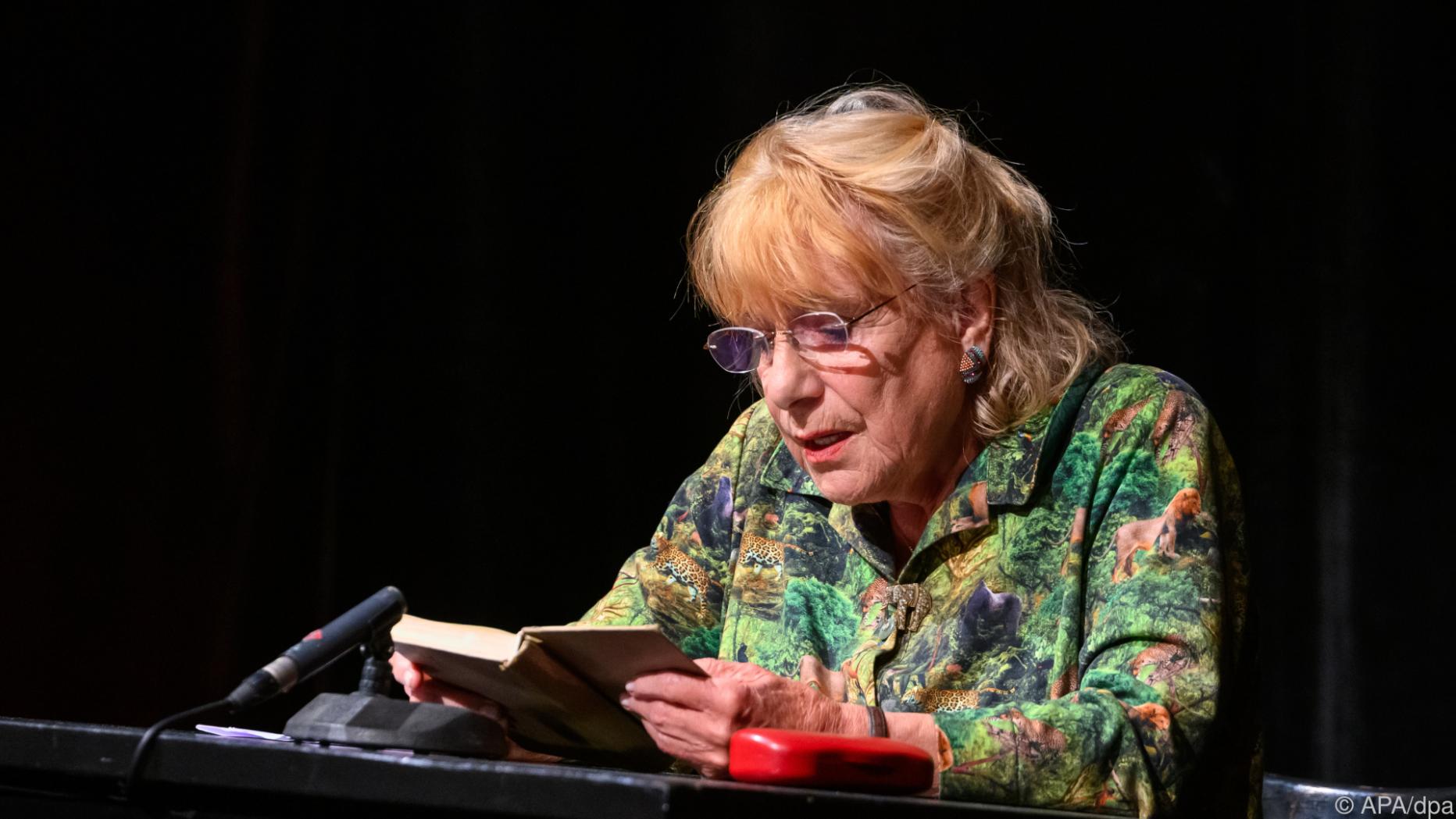 Hannelore Hoger träumt vom Hannelore Hoger träumt vom