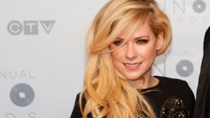 FILE PHOTO: Singer Lavigne arrives on the red carpet for the 2016 Juno Awards in Calgary