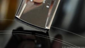 Für Festgebranntes braucht man einen Schaber