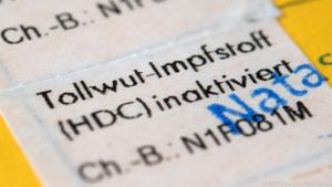 Tollwut-Impfung in einem Impfpass