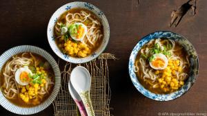 Miso-Ramen wird traditionell gerne mit Ei und Mais serviert