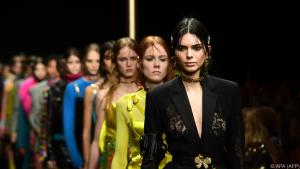 Alles in allem unverkennbar eine Versace-Kollektion