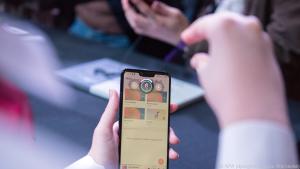 LGs G8 ThinQ kann man mit Handgesten steuern ohne das Display zu berühren