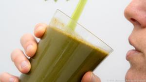 Ein grüner Smoothie kann durchaus eine Mahlzeit ersetzen