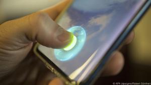 Der Fingerabdrucksensor des OnePlus 7 Pro steckt unterhalb des Displays