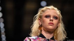 Auch Melissa, Kandidatin von Germany's Next Top Model, lief für Rebekka Ruetz