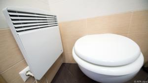 Mit Strom betriebene Heizkonvektoren kann man an die Wand hängen