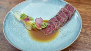Für Sascha Stemberg das Fleisch vom Wagyu-Rind ein regionales Lebensmittel