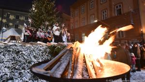 Beim Rattenberger Advent wird bewusst auf künstliches Licht verzichtet