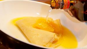 Auch Profiköche nutzen in vielen Gerichten Alkohol - in Crepe Suzette etwa