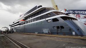 Unfertiges Schiff: Die "World Explorer" Anfang April in der Werft in Portugal