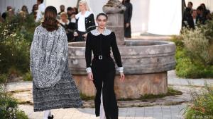 Manchmal wirkten die Models wie Klosterschülerinnen