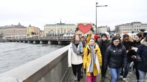 Greta Thunbergs Kleine Schwester Strebt Auf Die Buhne