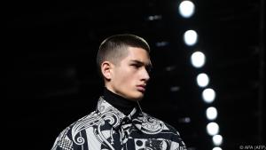 Zum ersten Mal gab es bei Versace Männer- und Damenkollektion in einer Show
