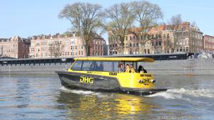 Wassertaxi in Rotterdam: Die Metropole lässt sich per Boot erkunden