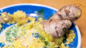 Weniger Arbeit: Guter Ingwer ohne Pestizide ist auch mit Schale genießbar