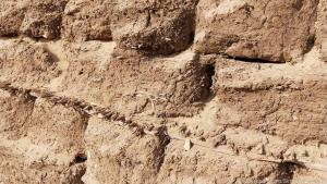 Späte Pyramiden wie die von al-Lahun wurden mit Schlammziegeln gebaut