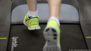 Nicht ohne Risiko: Fehltritte auf dem Laufband können schmerzhafte Folgen haben