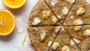 Der Hafer-Orangen-Cookie wird zunächst für zehn Minuten ohne Deckel gebacken