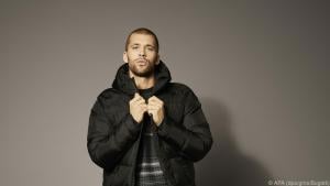 Männer dürfen Steppjacken und Puffer-Jackets über Anzug und Freizeithose tragen