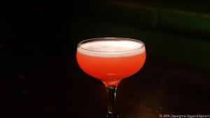 Es gibt unzählige Gin-Drinks - hier der Cosmo 1934 von Eric Bergmann