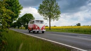 Mit einem VW Bulli zu verreisen ist für viele ein Traum