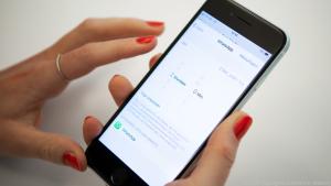 Seit iOS 13.3 lassen sich Nutzungslimits für Chat-Apps einstellen