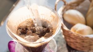 Filterkaffee sollte man sofort trinken - sonst entstehen Bitterstoffe