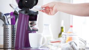 Wer wenig Kaffee trinkt, für den sind Kapsel- oder Padmaschinen eine Option