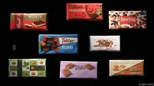 Schokoladetafeln als Ausstellungsstücke im "Lindt Home of Chocolate"