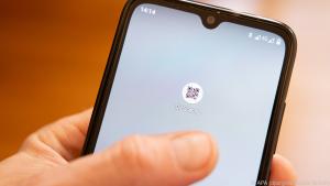 Viele QR-Code-Scanner sind neugierig und voll von Werbung, warnen Experten