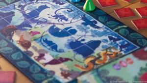 Bei "Puzzle Memo" muss man ein Bild mit kleinen Memorykärtchen zusammenpuzzeln
