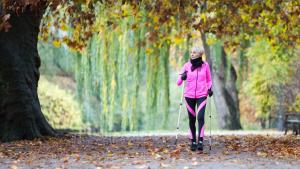 Nordic Walking ist bei Bluthochdruck besonders empfehlenswert