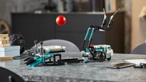 Roboter Twiggy geht es sportlich an