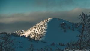 Abfahrtsfreuden winken: James Peak im Powder Mountain Resort