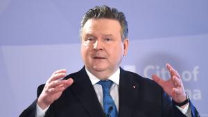 Ludwig kündigte 400 Euro monatlich an