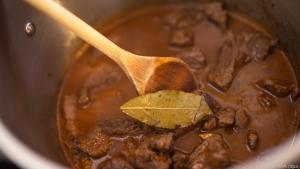 Ein deftiges Gulasch wird vergleichsweise langsam verdaut
