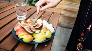 Obst zählt zu den Lebensmitteln, die basisch verstoffwechselt werden