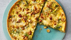 Köstlich - Endivien-Grogonzola-Tarte mit Nussknusper