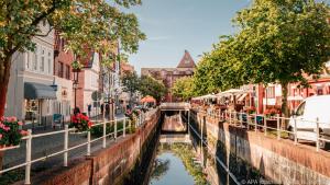 Der Buxtehuder Fleth erinnert an eine Amsterdam Gracht