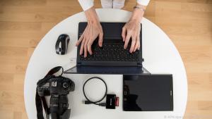 Bei Stockfotos kann es sinnvoll sein, Raum für eventuelle Überschriften zu lassen