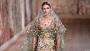 Feenhaftes bei Dior: Feine Seidenstoffe und Florales