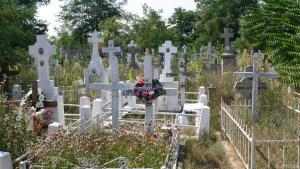 Der Friedhof führt die kosmopolitische Geschichte des Ortes vor Augen